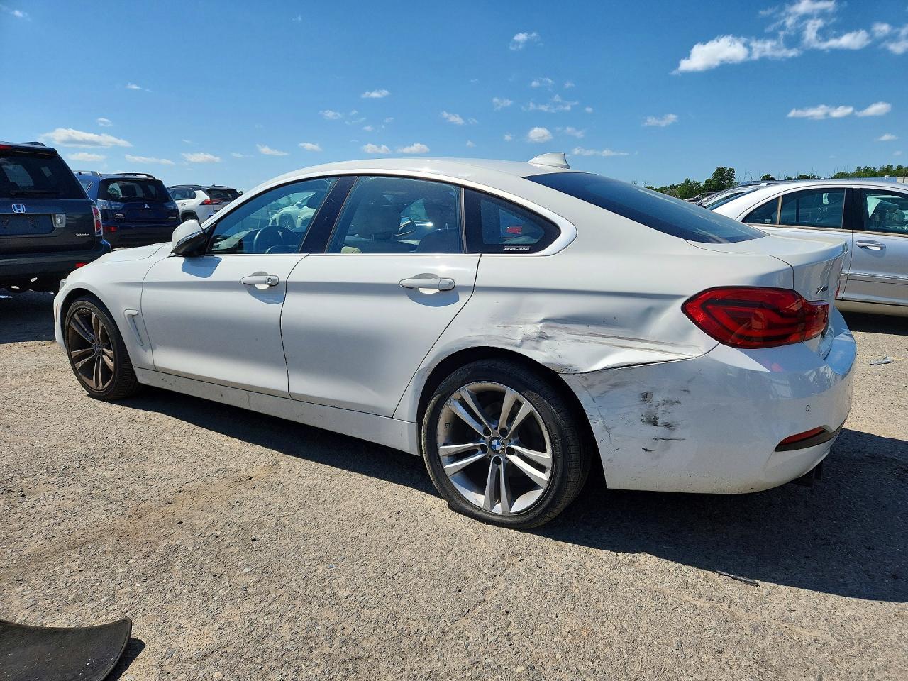 BMW Seria 4 - zdjęcie 2