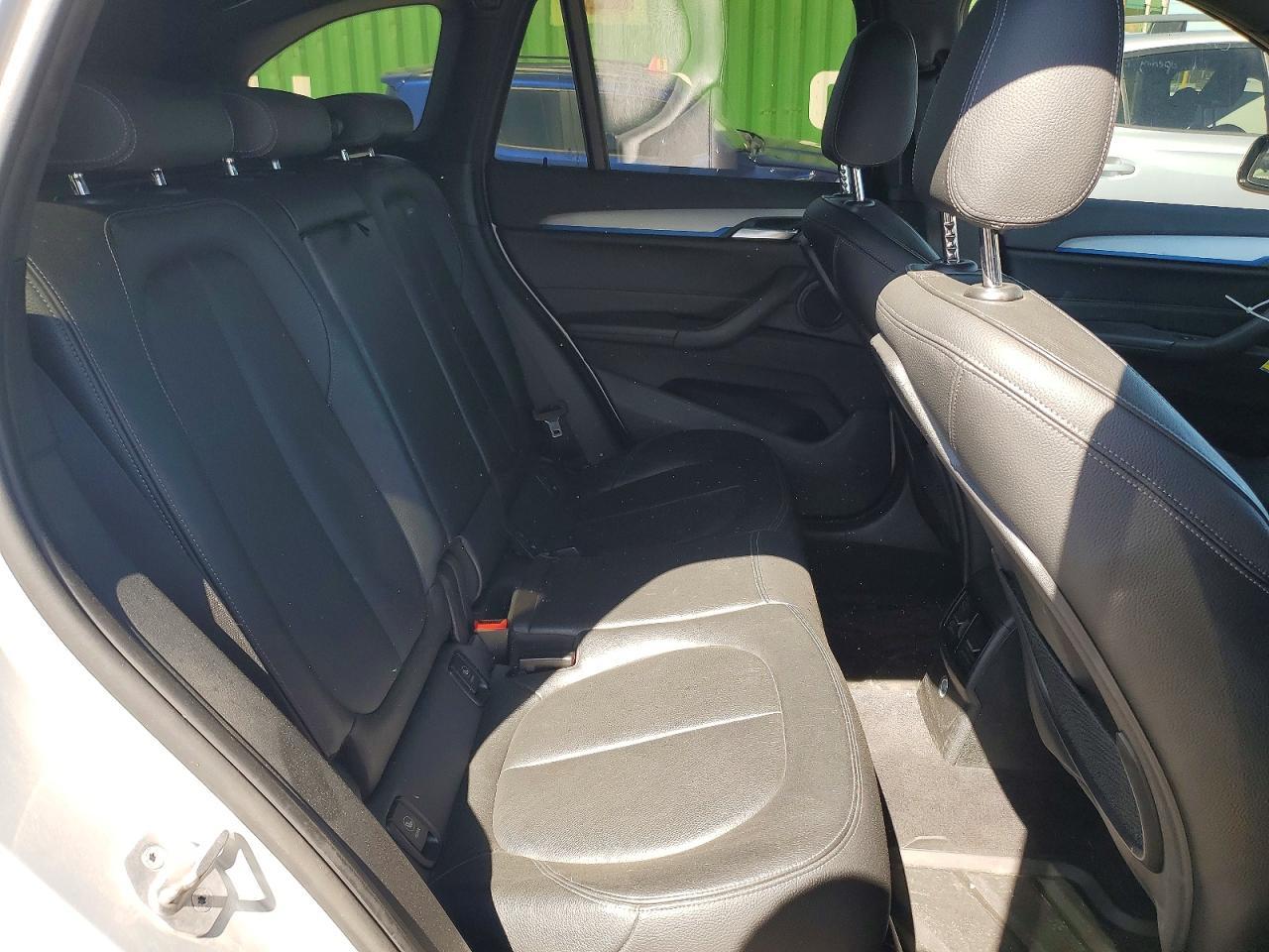 2017 BMW X1 xDrive28I - zdjęcie 11