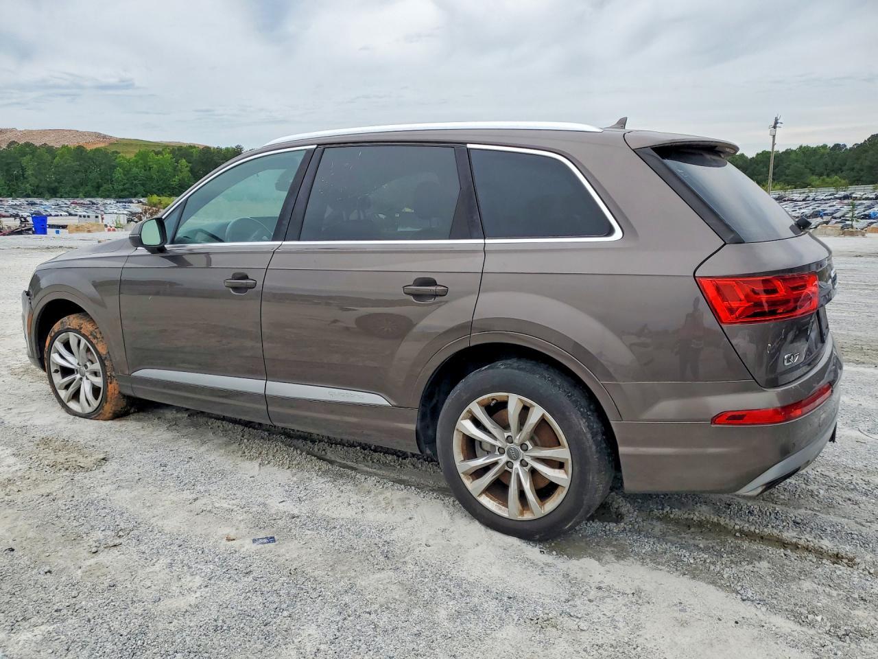 2017 Audi Q7 Premium Plus - zdjęcie 2