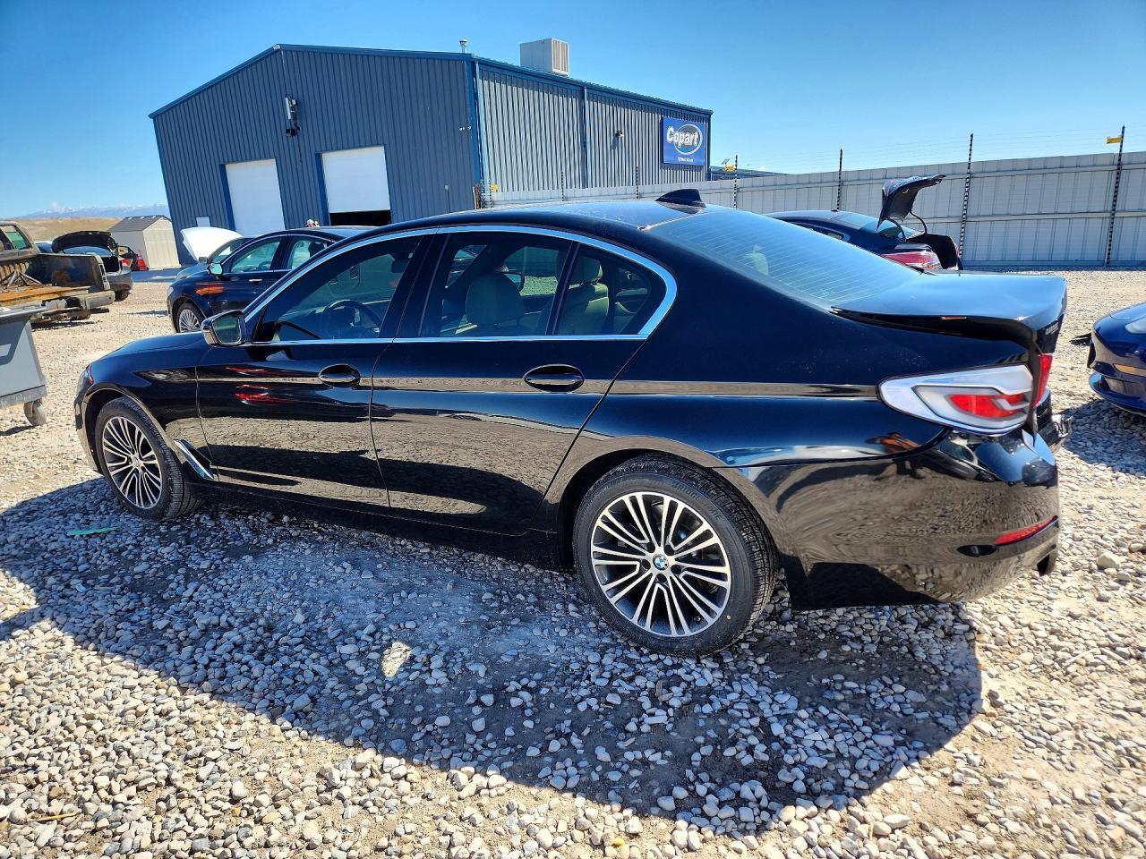 2020 BMW 530 I - zdjęcie 2