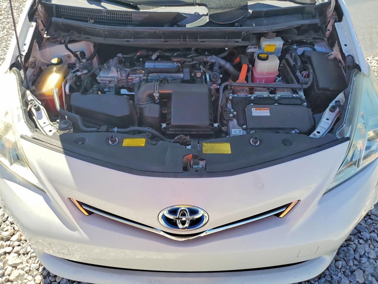 2014 Toyota Prius V Three - zdjęcie 11