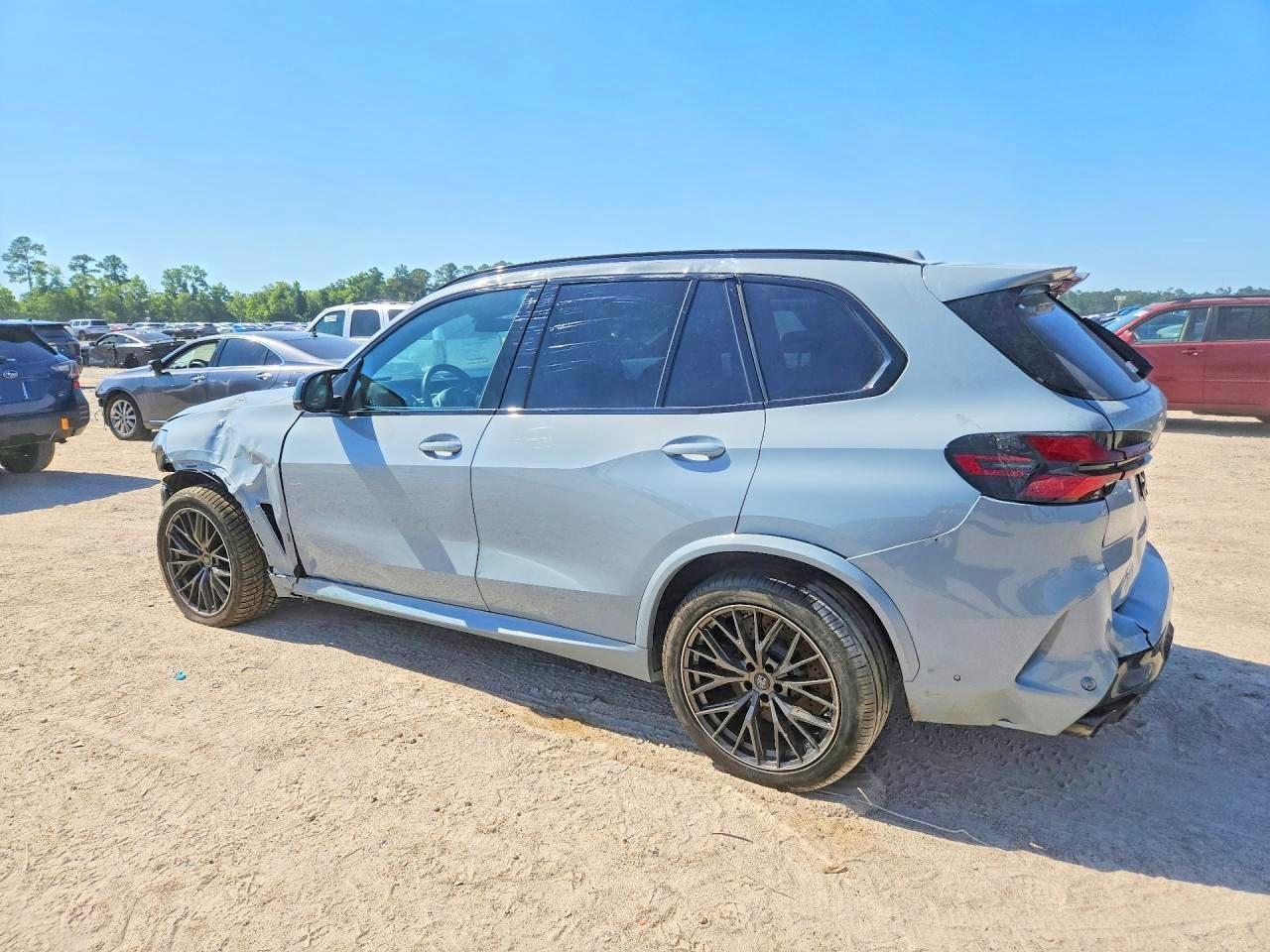 2026 BMW X5 M Competition - zdjęcie 2