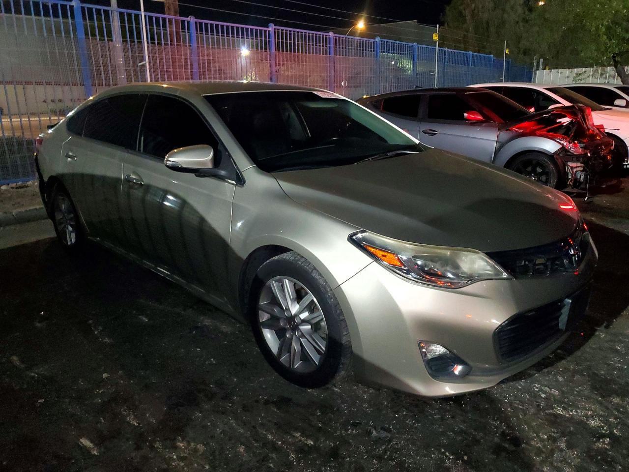 2014 Toyota Avalon Xle - zdjęcie 4