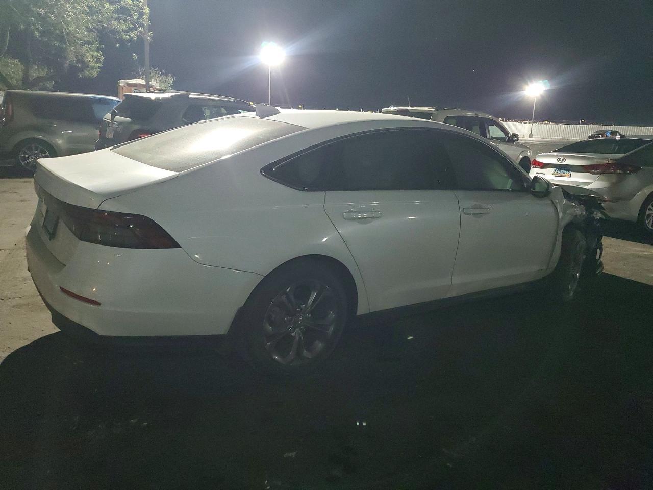 2024 Honda Accord Ex - zdjęcie 3