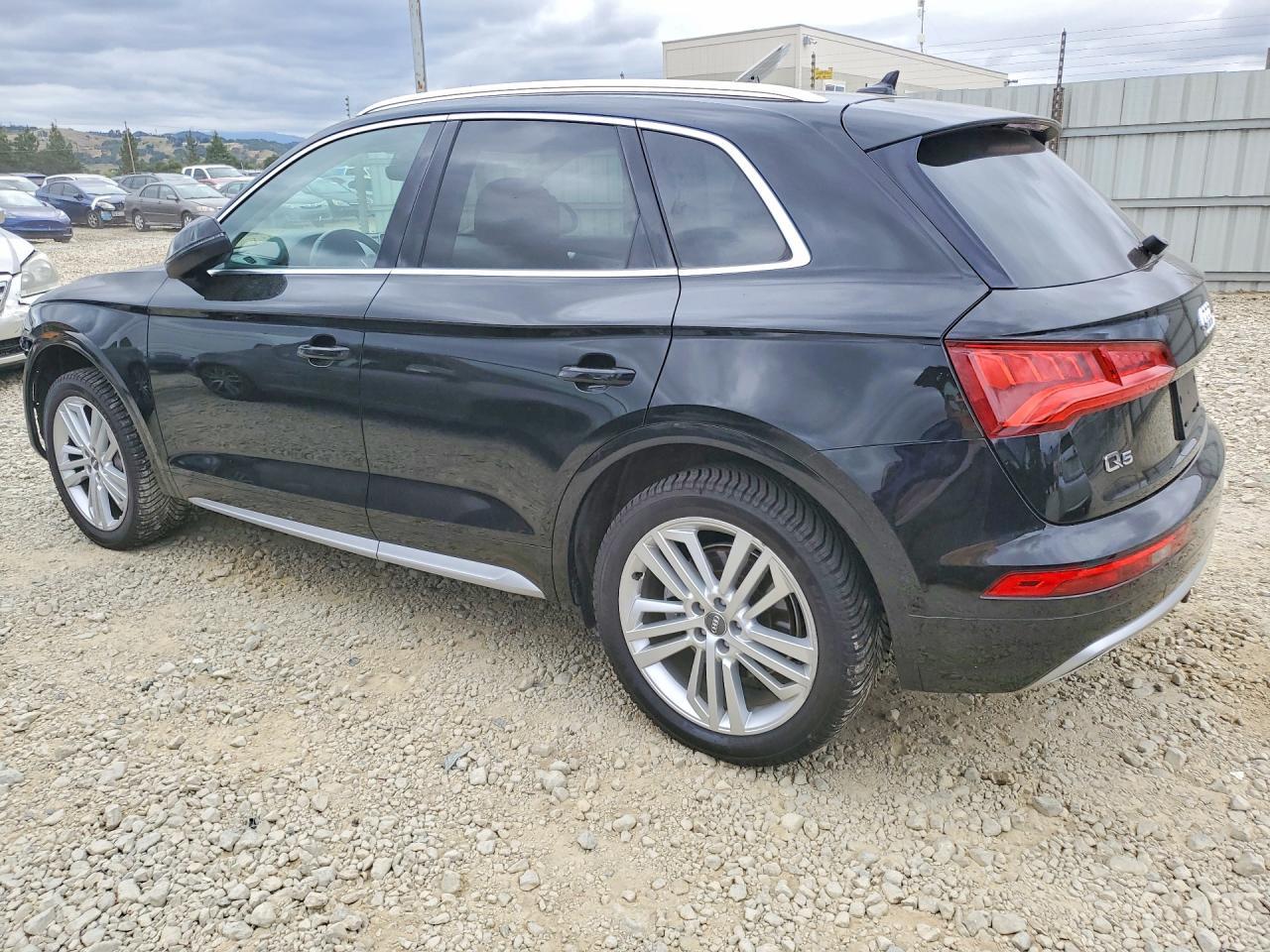 2018 Audi Q5 Premium Plus - zdjęcie 2