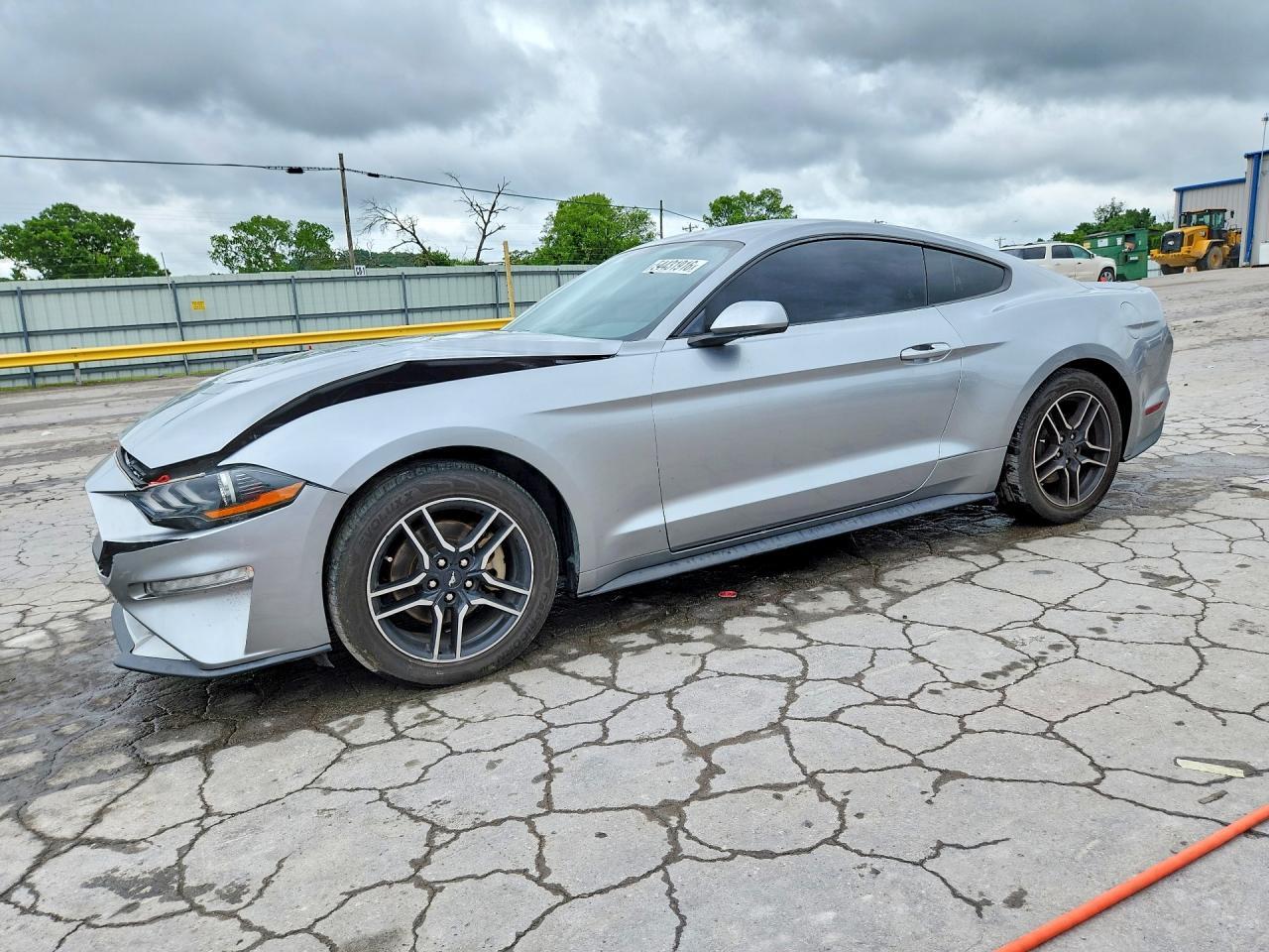 2020 Ford Mustang - zdjęcie główne
