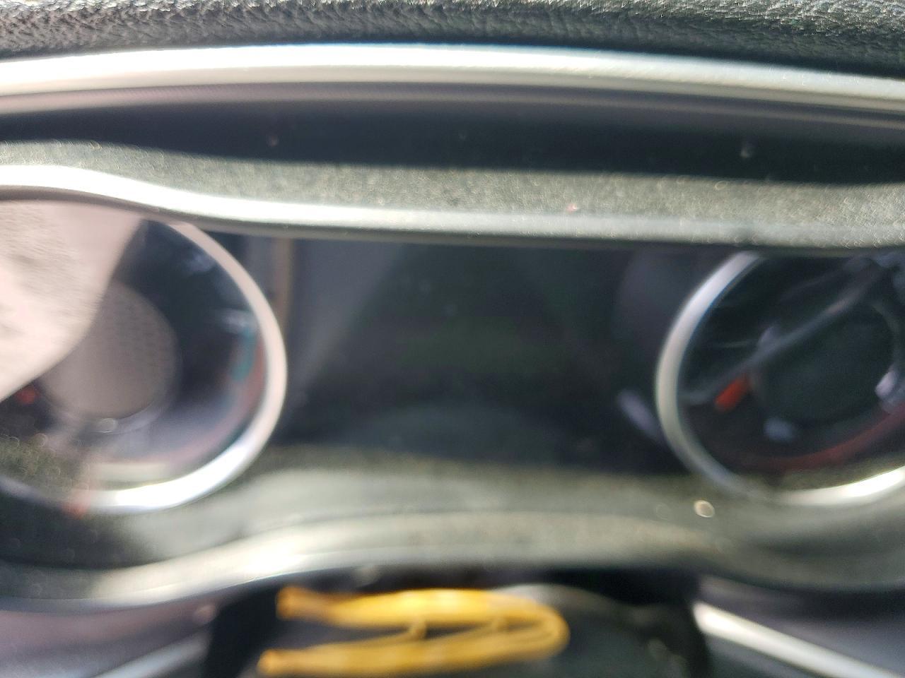 2020 Dodge Challenger Sxt - zdjęcie 9