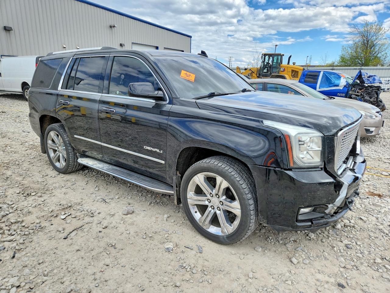 2017 GMC Yukon Denali - zdjęcie 4