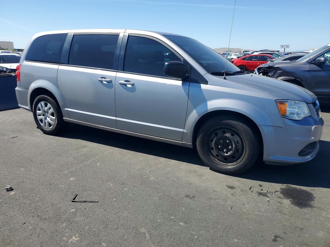 2018 Dodge Grand Caravan Se - zdjęcie 4