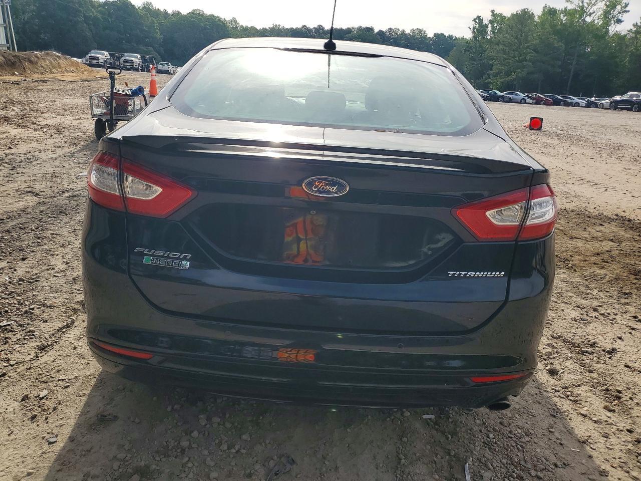 2016 Ford Fusion Titanium Phev - zdjęcie 6