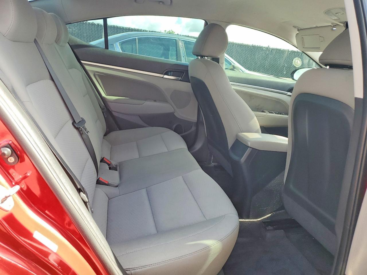 2020 Hyundai Elantra Sel - zdjęcie 10