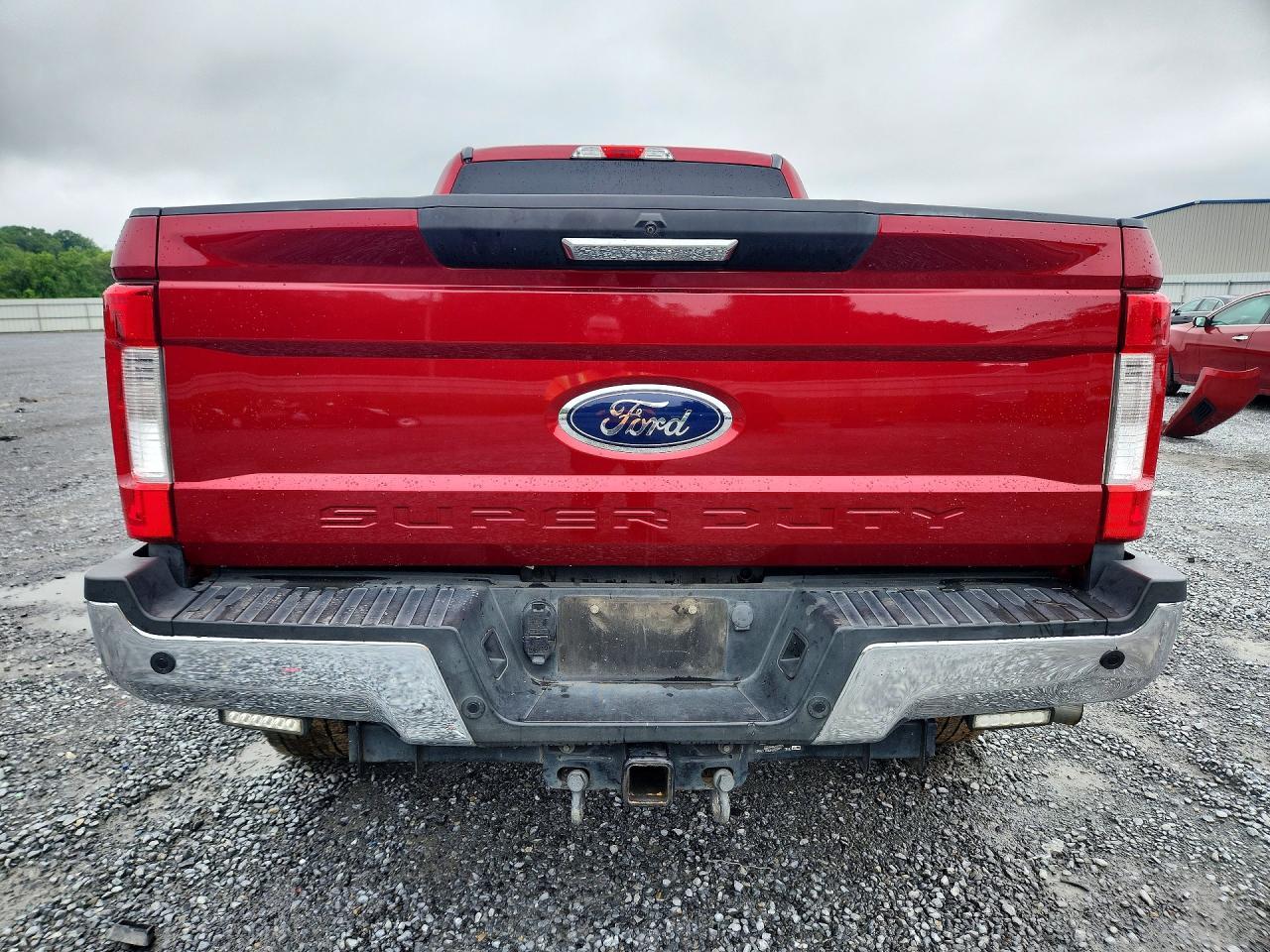 2018 Ford F250 Super Duty - zdjęcie 6