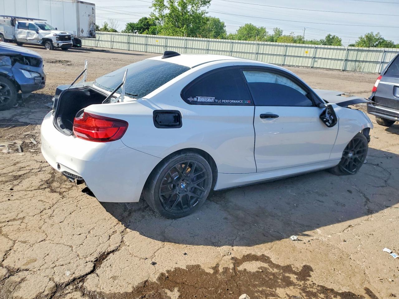 2015 BMW M235Xi - zdjęcie 3