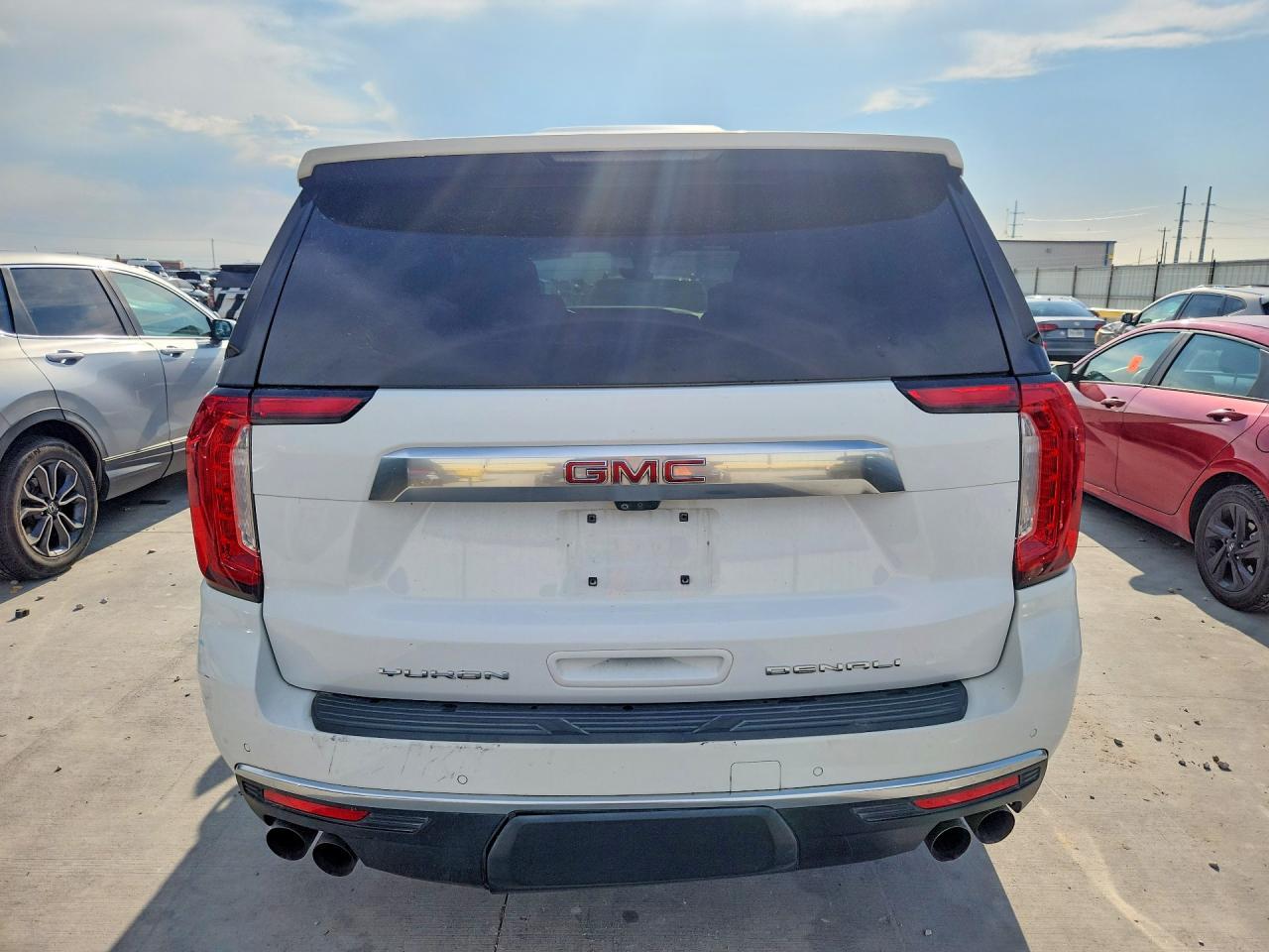 2021 GMC Yukon Denali - zdjęcie 6