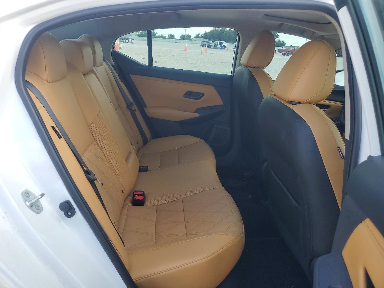 2025 Nissan Sentra Sv - zdjęcie 10