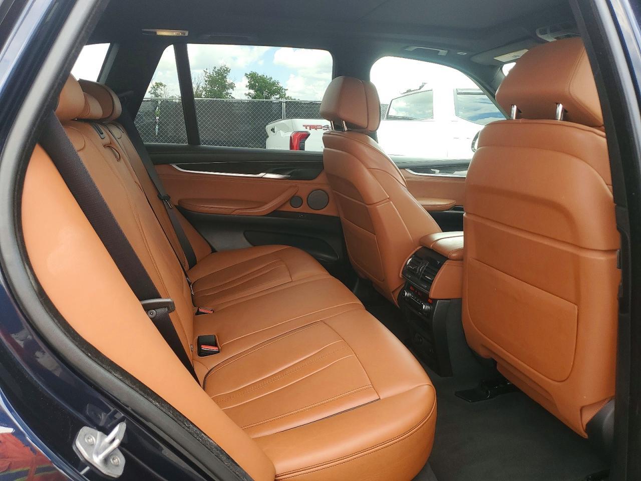 2018 BMW X5 xDrive35D - zdjęcie 11