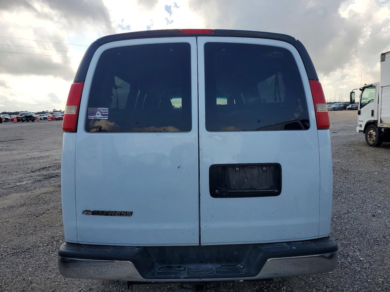 2018 Chevrolet Express G3500 Lt - zdjęcie 6