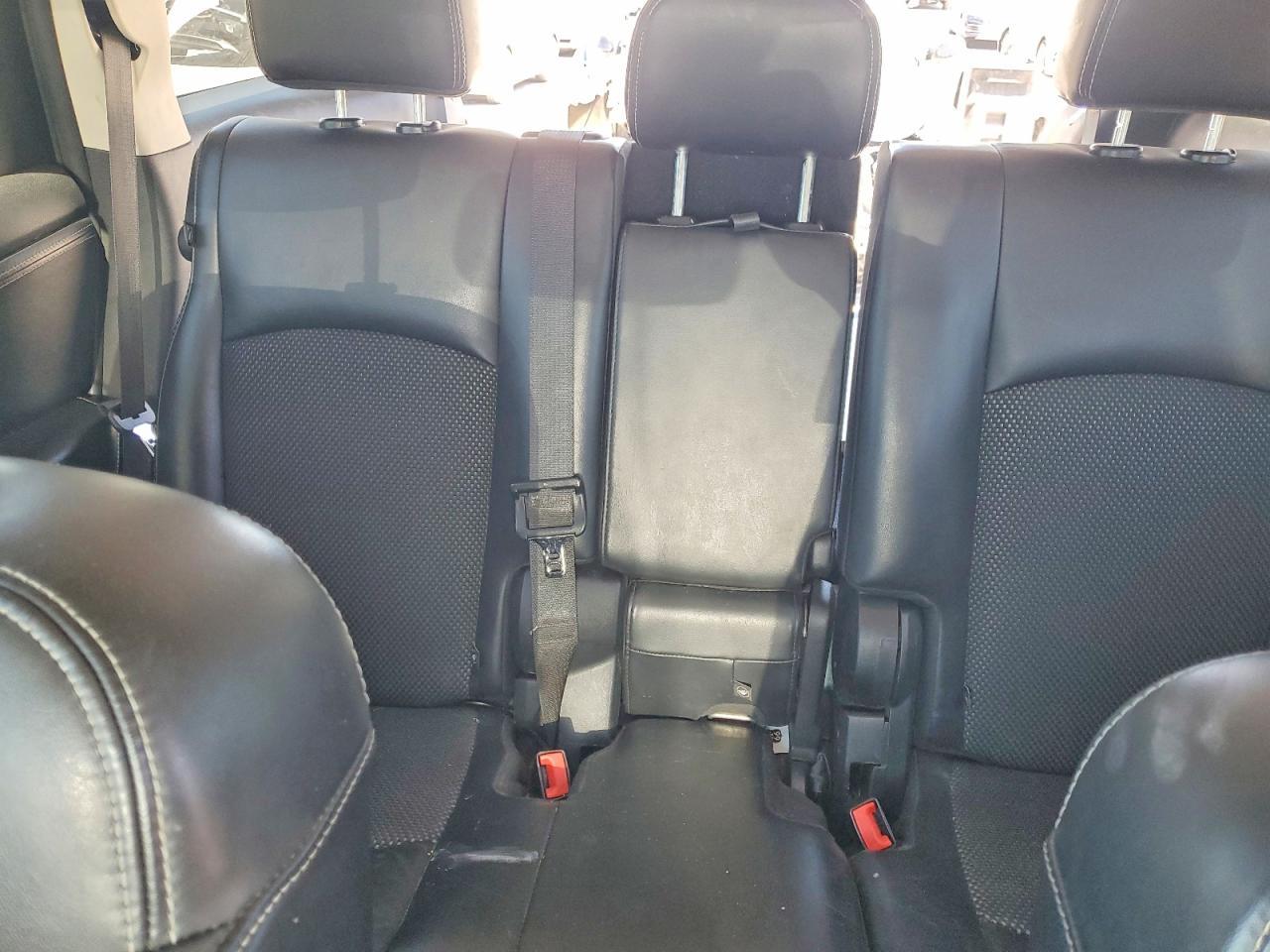 2018 Dodge Journey Crossroad - zdjęcie 10