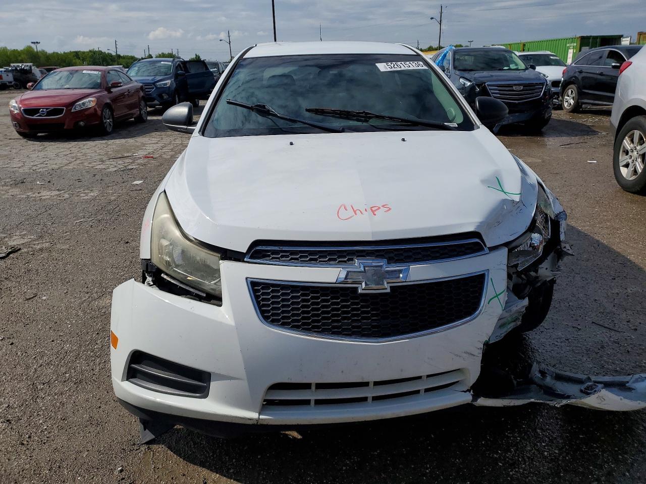 2013 Chevrolet Cruze Ls - zdjęcie 5