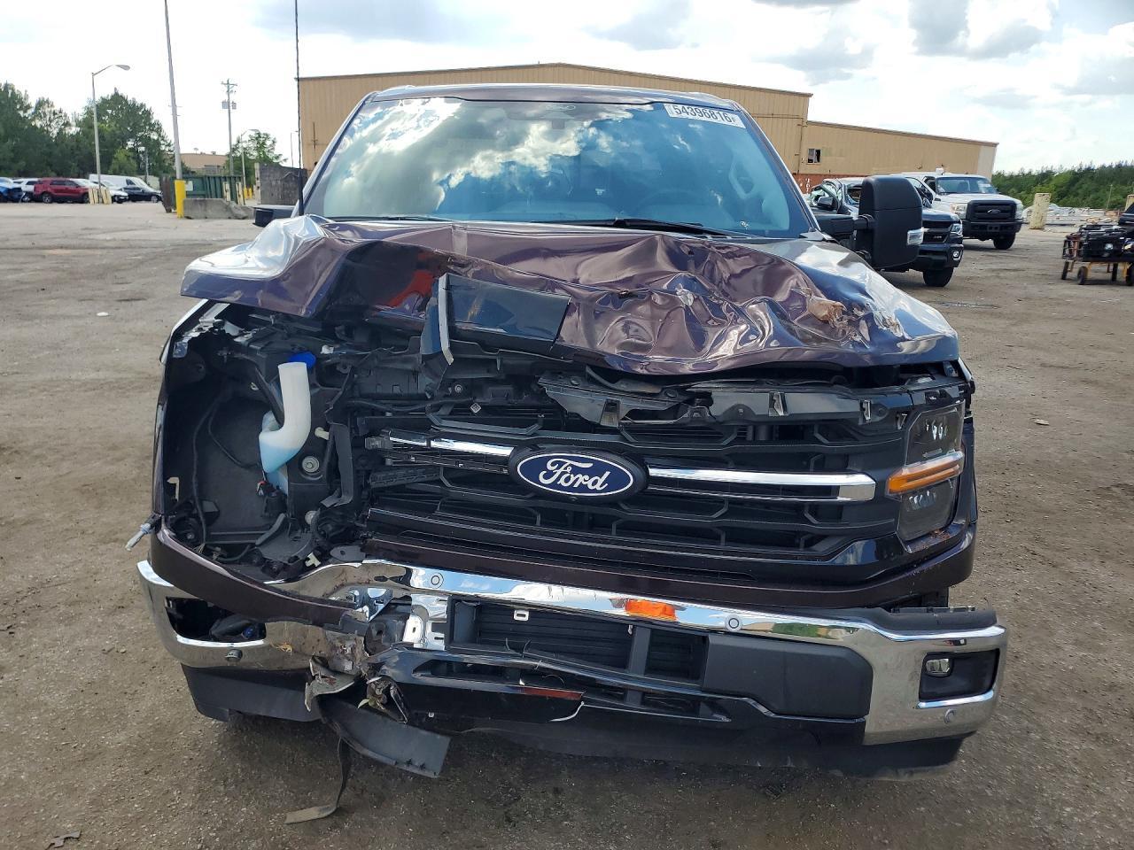 2024 Ford F150 Xlt - zdjęcie 5