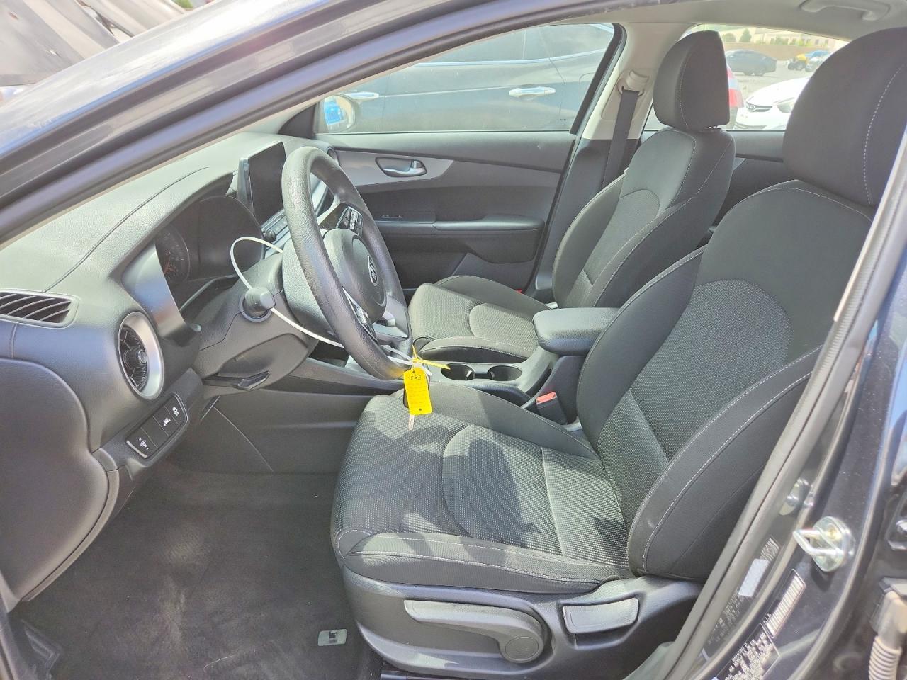 2021 Kia Forte Fe - zdjęcie 7