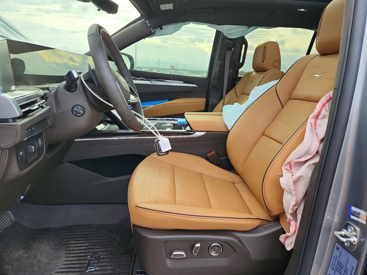 2026 Cadillac Escalade Luxury - zdjęcie 7