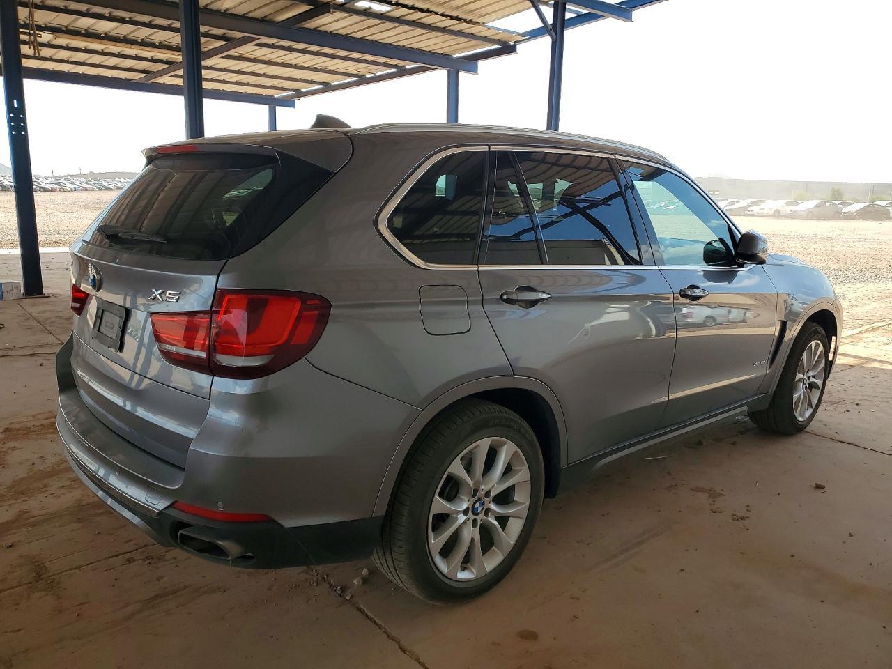 2015 BMW X5 xDrive50I - zdjęcie 3