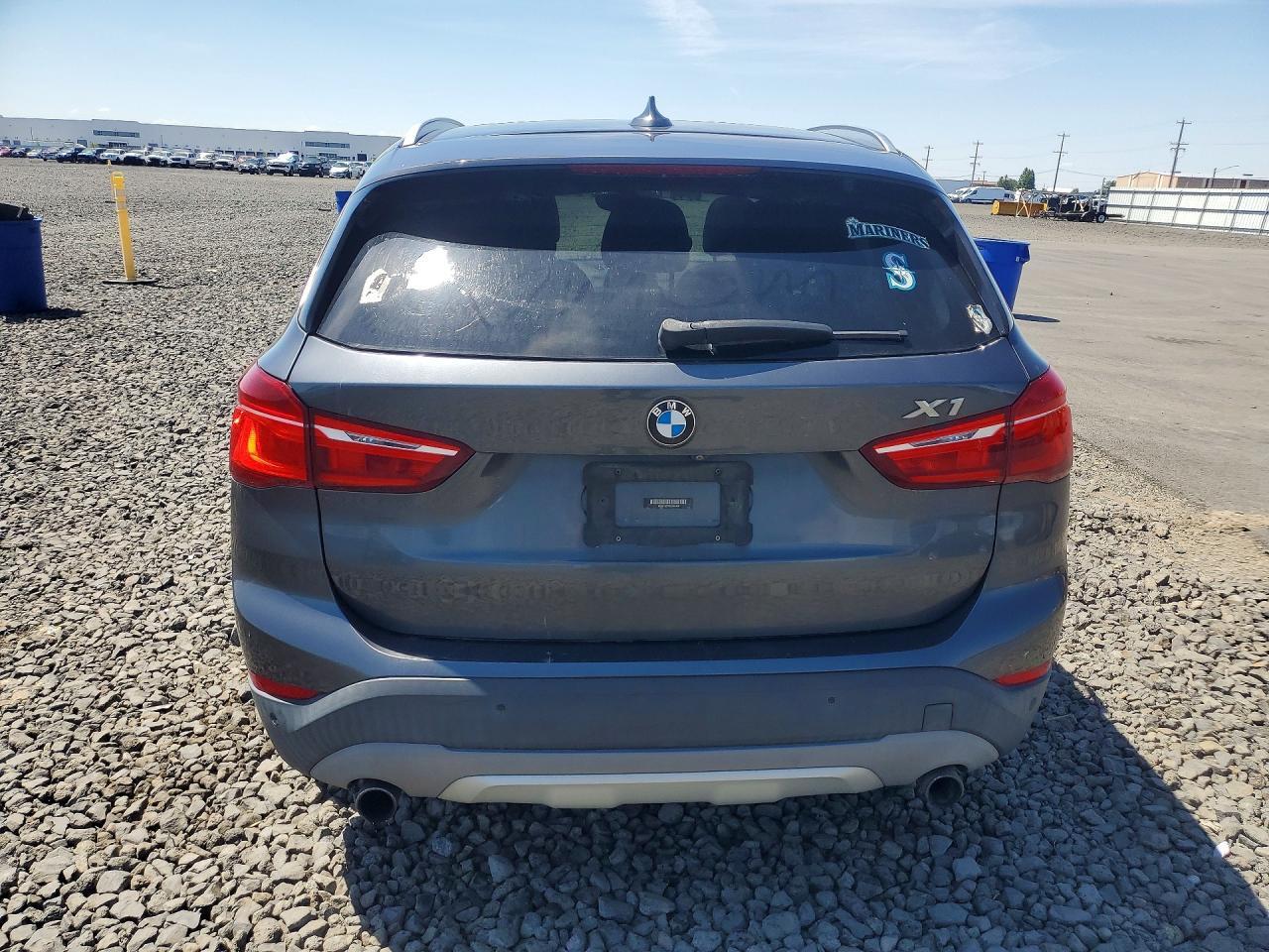 2016 BMW X1 xDrive28I - zdjęcie 6