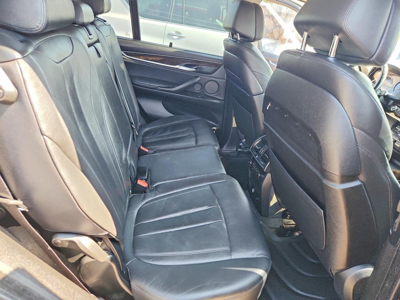 2015 BMW X5 xDrive50I - zdjęcie 11