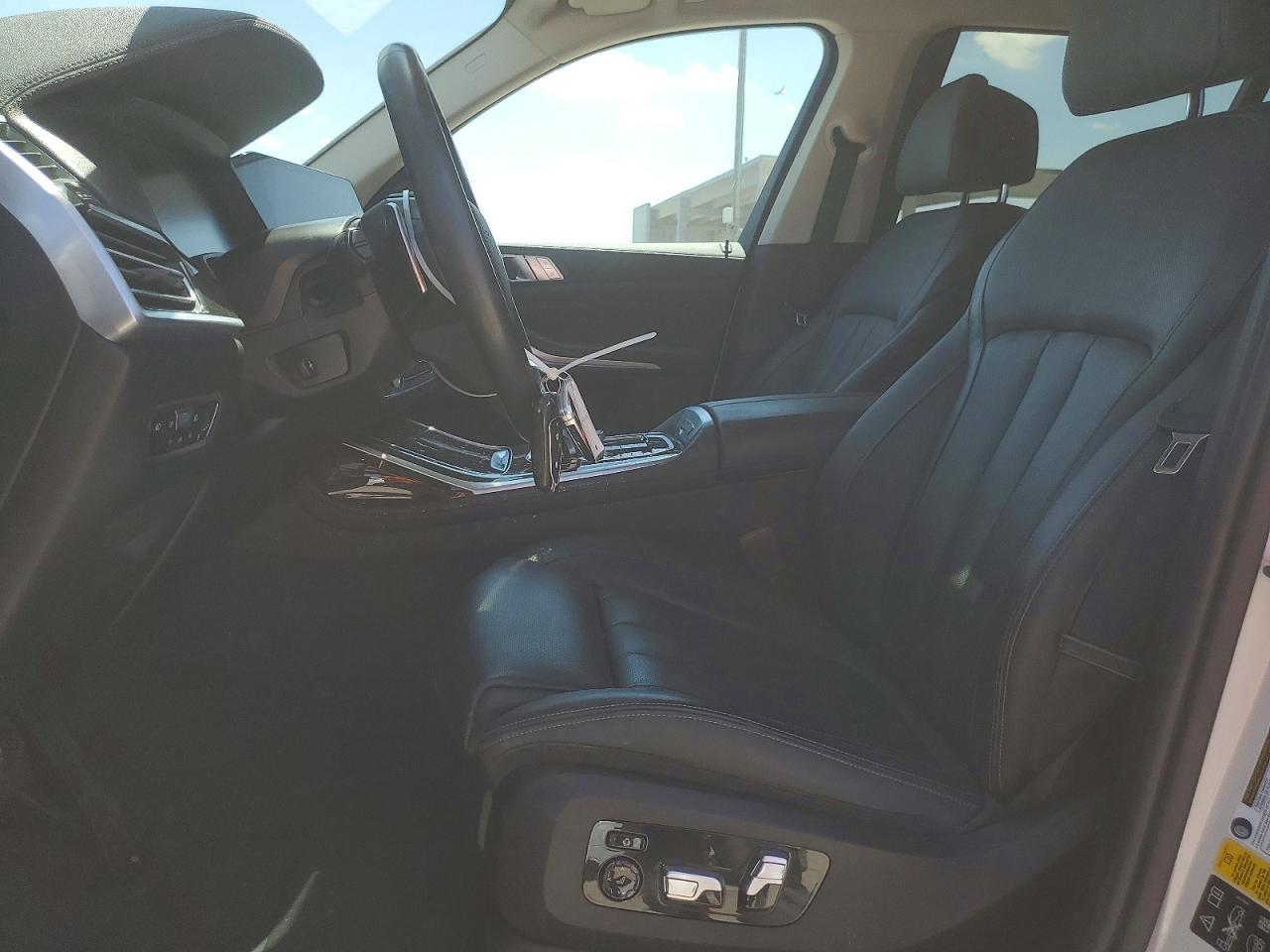 2020 BMW X7 xDrive40I - zdjęcie 7