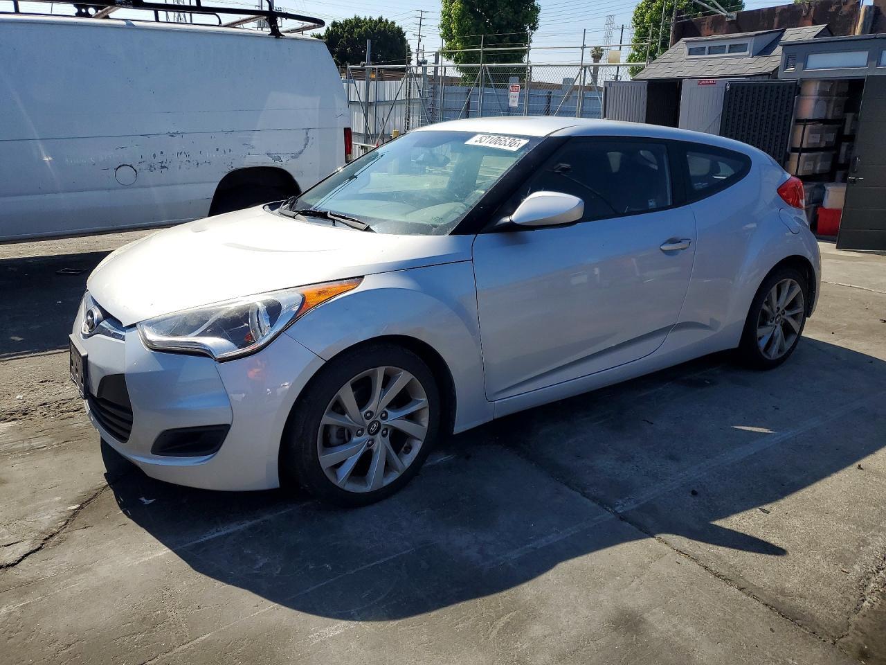 2016 Hyundai Veloster Base - zdjęcie główne