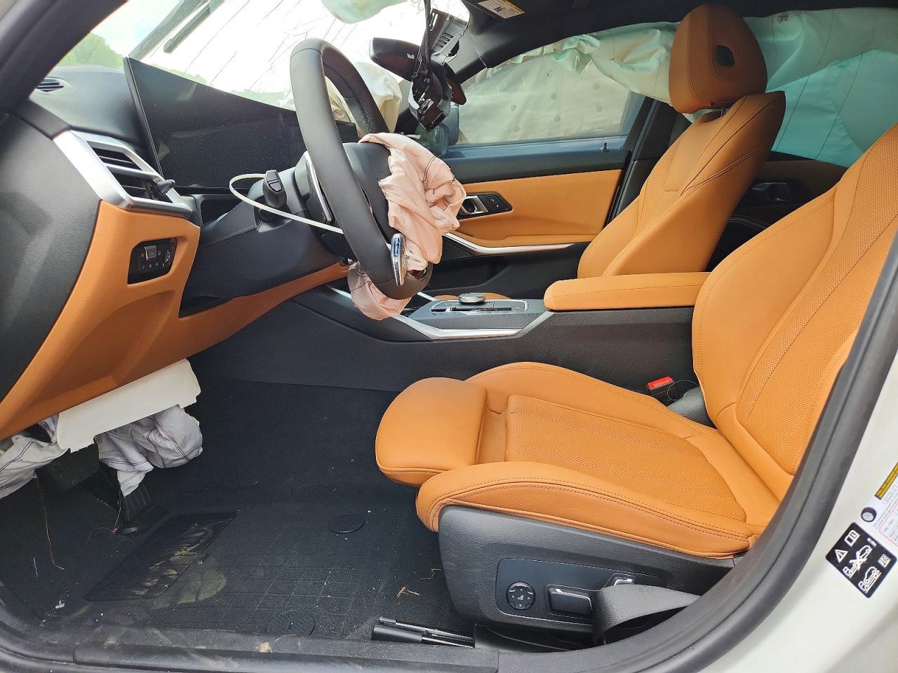 2026 BMW 330Xi - zdjęcie 7