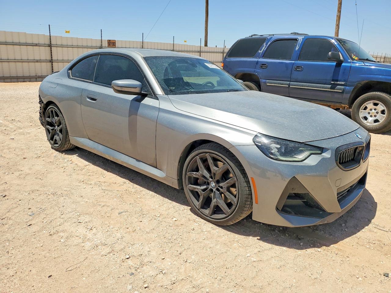 2025 BMW 230I - zdjęcie 4