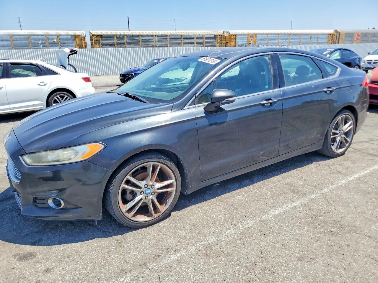 2013 Ford Fusion Titanium - zdjęcie główne