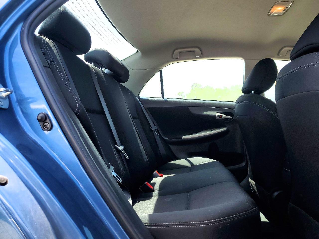 2013 Toyota Corolla S - zdjęcie 10