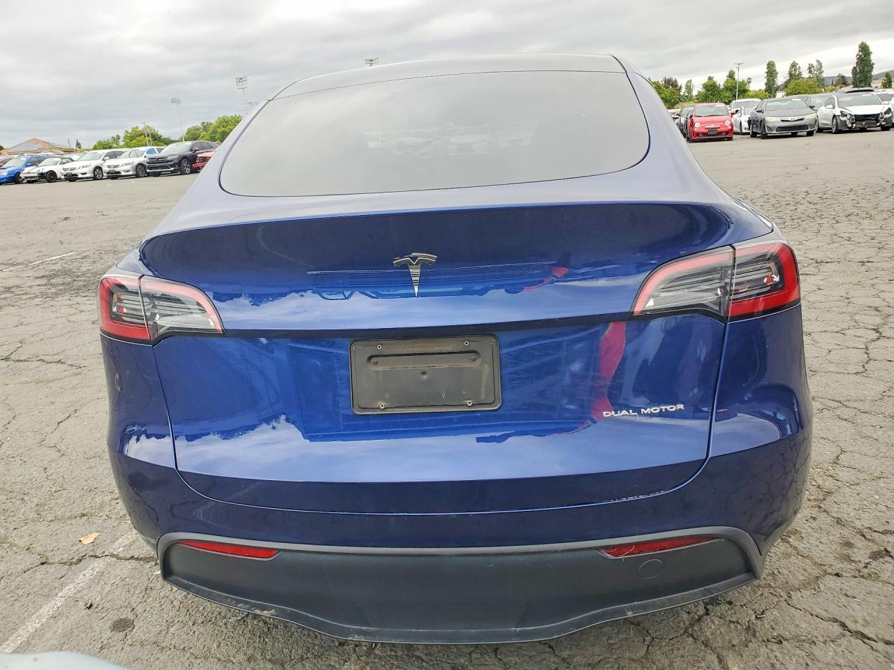 2023 Tesla Model Y - zdjęcie 6