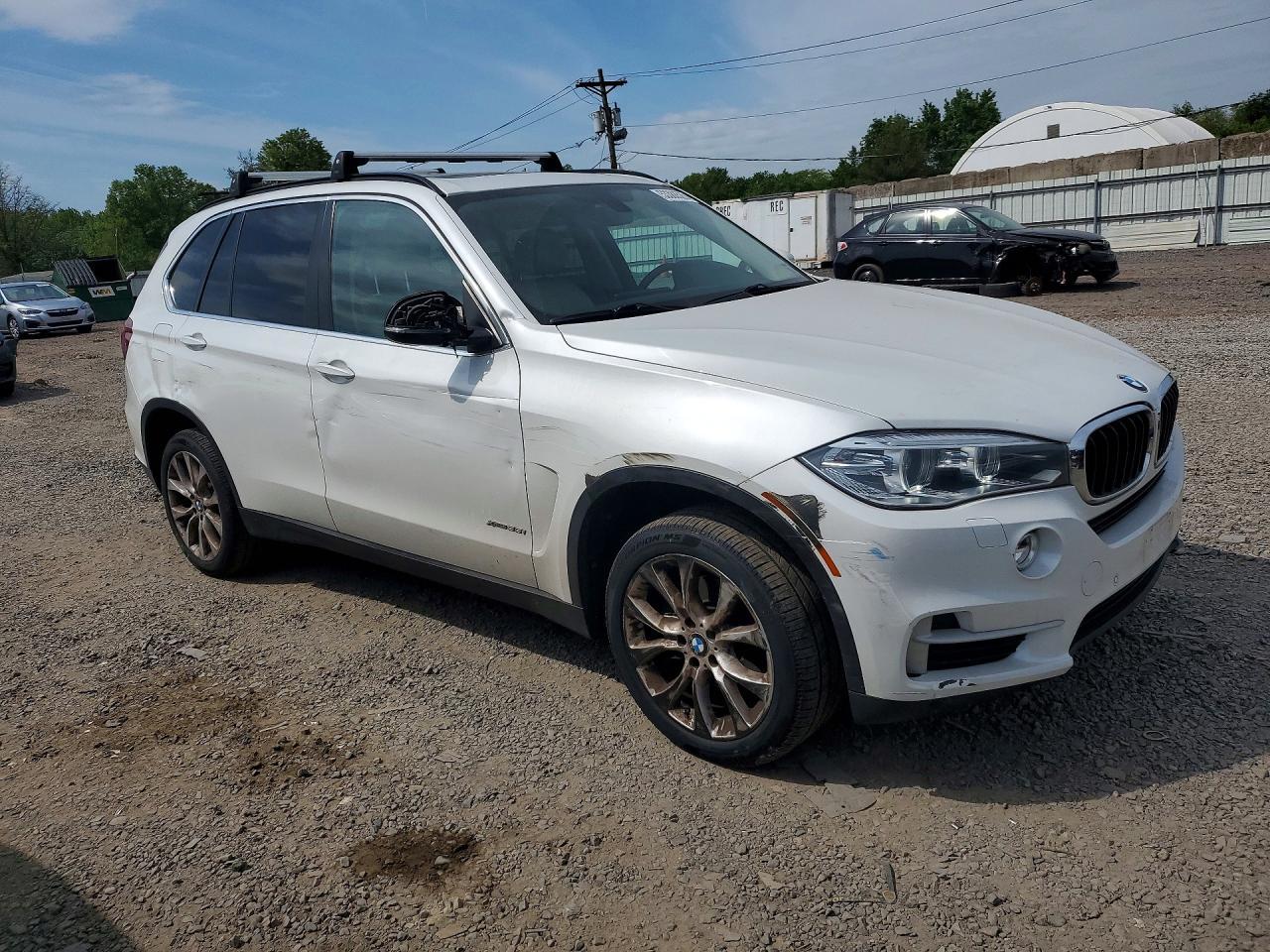 2016 BMW X5 xDrive35I - zdjęcie 4