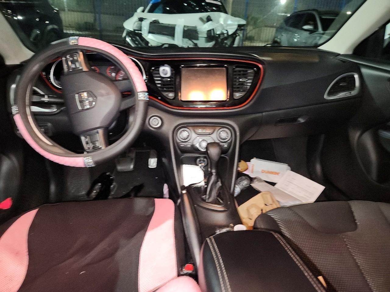 2016 Dodge Dart Sxt - zdjęcie 8
