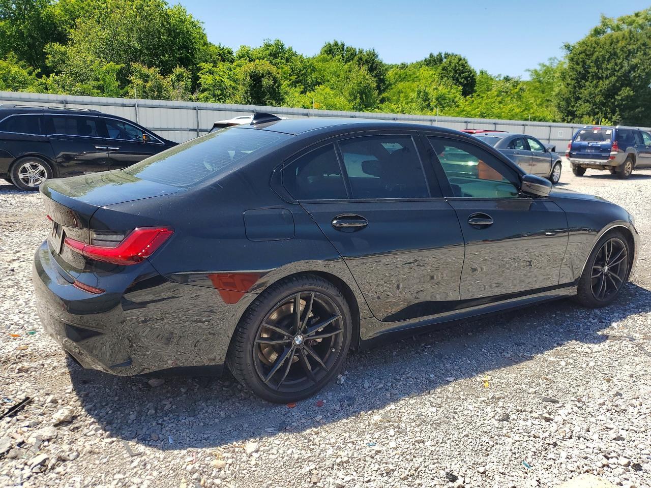 2021 BMW 330I - zdjęcie 3