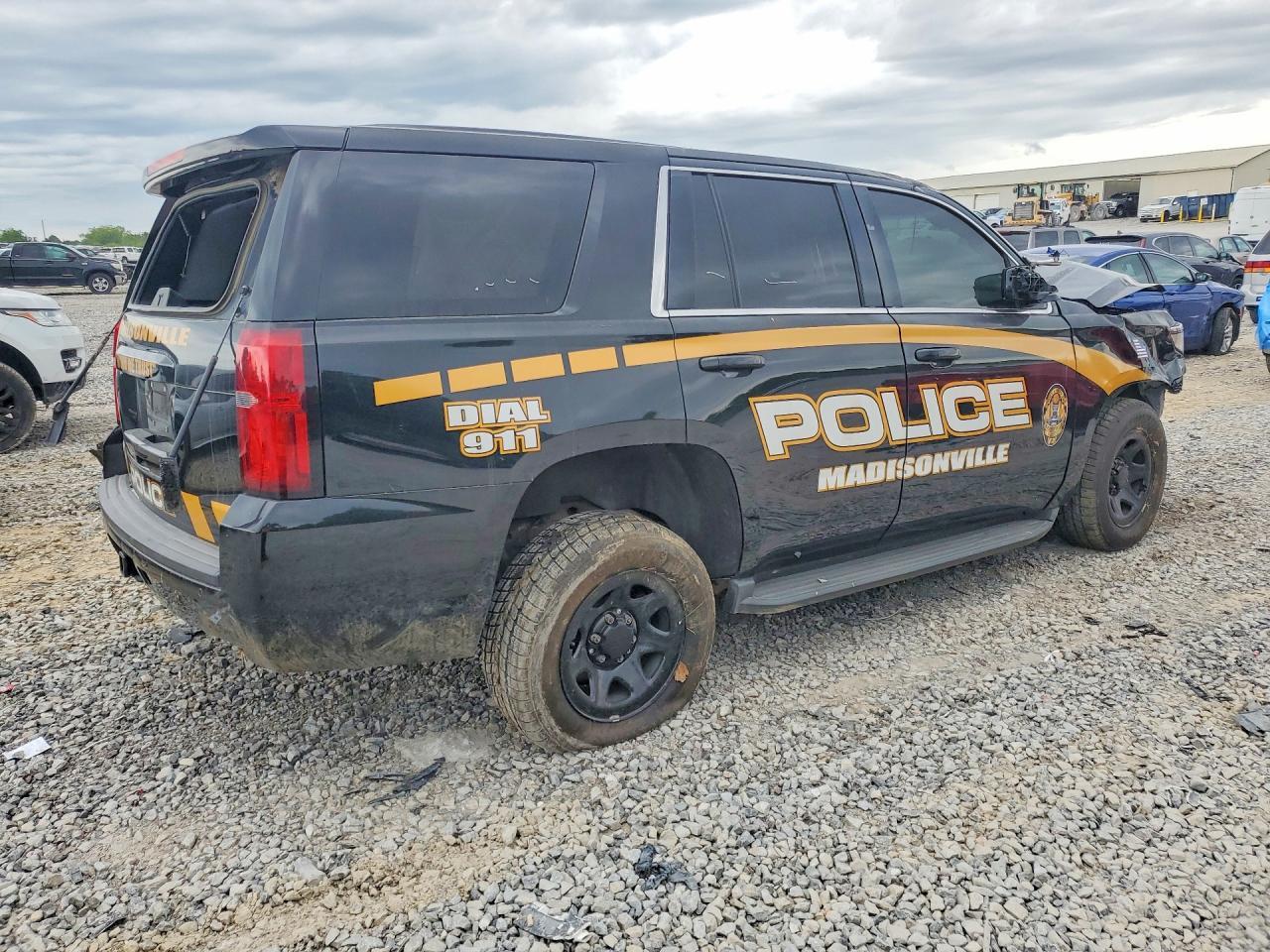 2016 Chevrolet Tahoe Police - zdjęcie 3