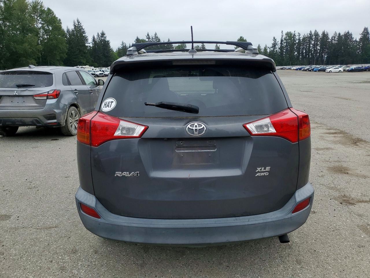 2013 Toyota Rav4 Xle - zdjęcie 6