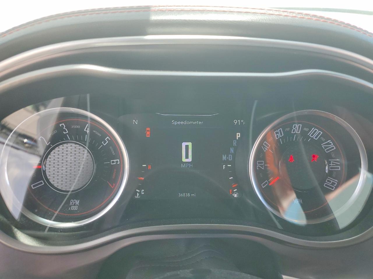 2021 Dodge Challenger Sxt - zdjęcie 9