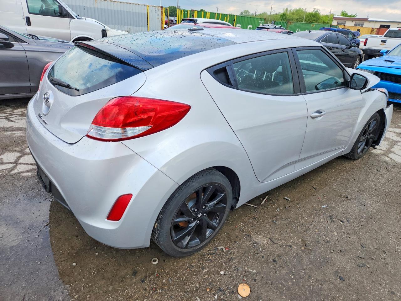 2016 Hyundai Veloster Base - zdjęcie 3