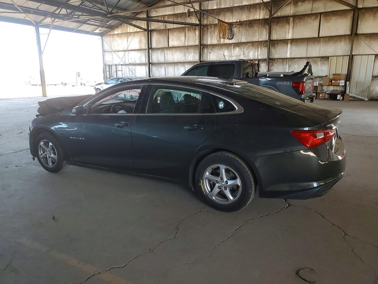 2018 Chevrolet Malibu Ls - zdjęcie 2