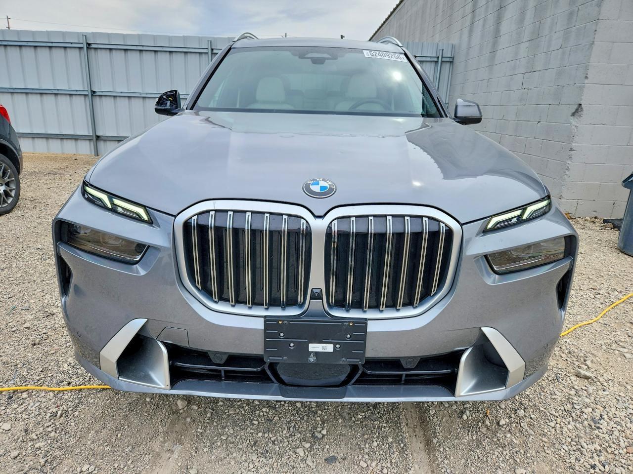2025 BMW X7 xDrive40I - zdjęcie 5