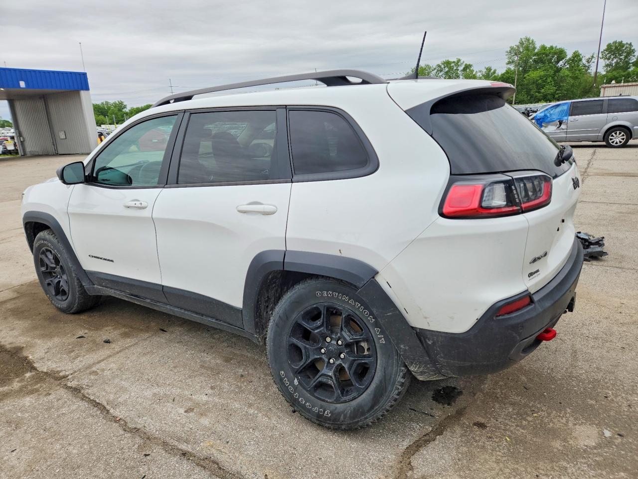 2021 Jeep Cherokee - zdjęcie 2