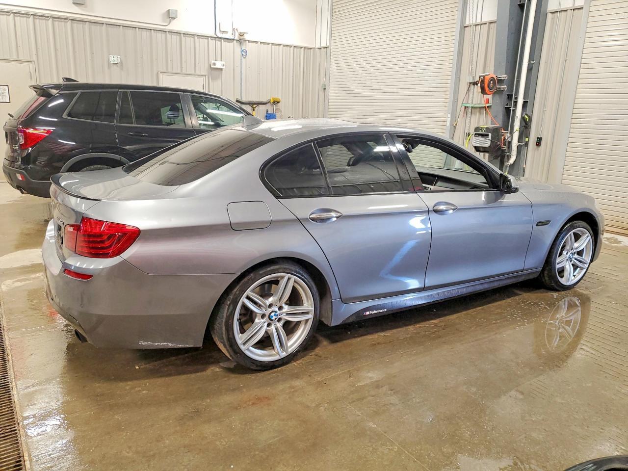2014 BMW 535 Xi - zdjęcie 3