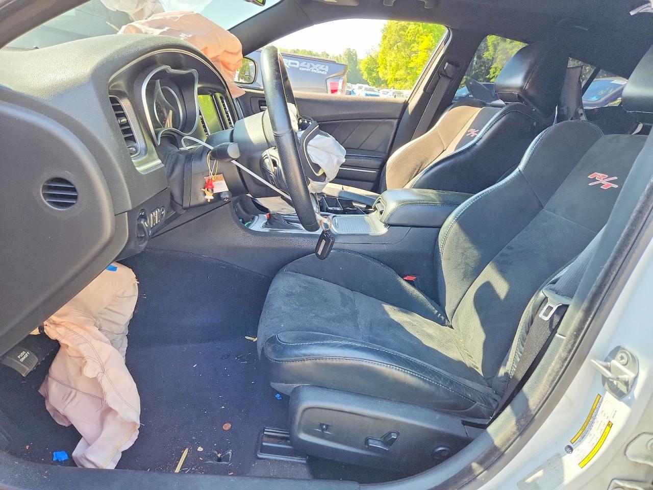 2016 Dodge Charger R - zdjęcie 7