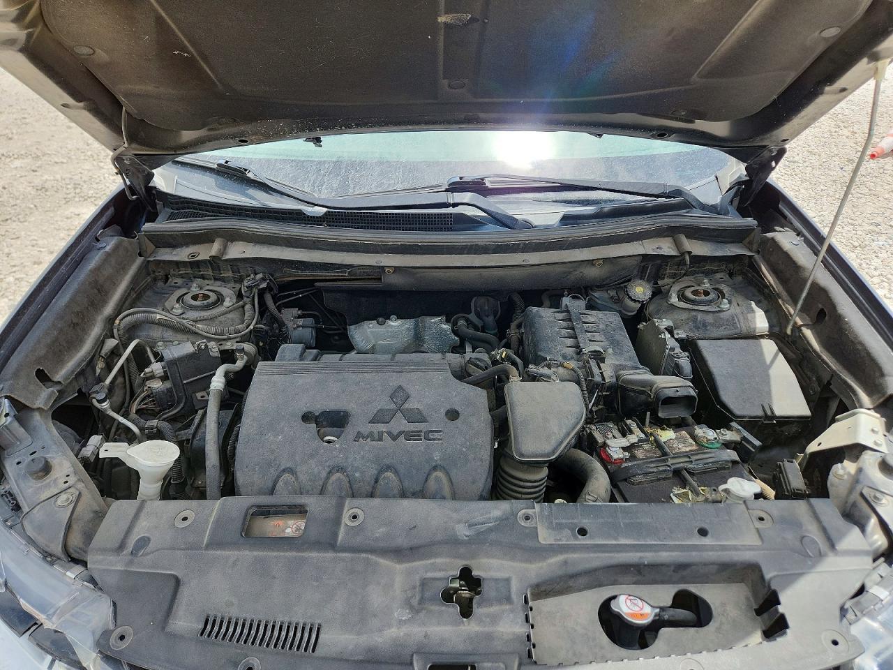 2019 Mitsubishi Outlander Se - zdjęcie 12