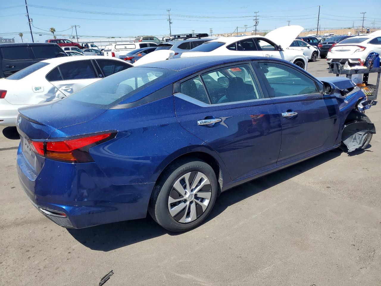 2021 Nissan Altima S - zdjęcie 3
